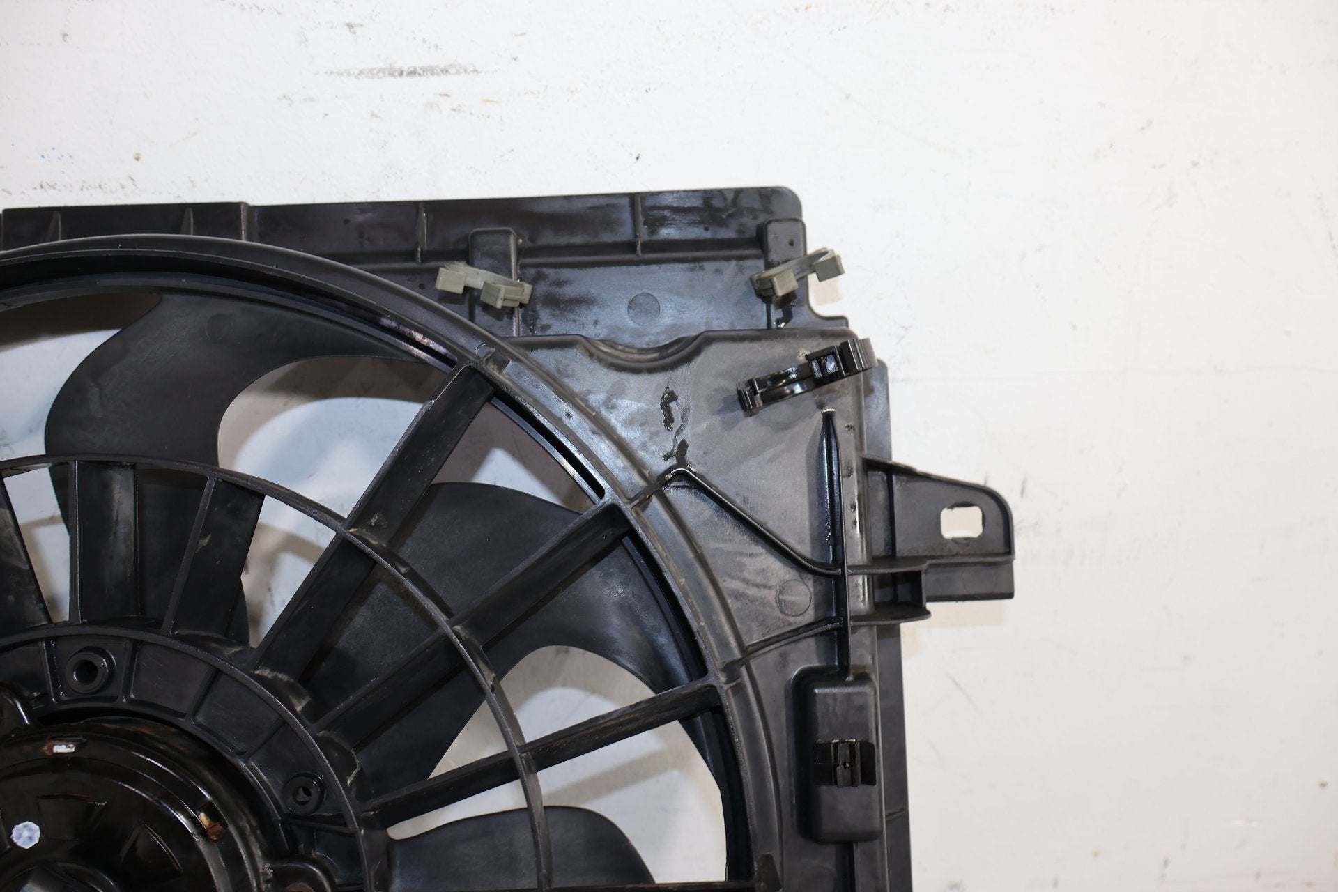 2005 Cadillac XLR- Radiator Fan Motor