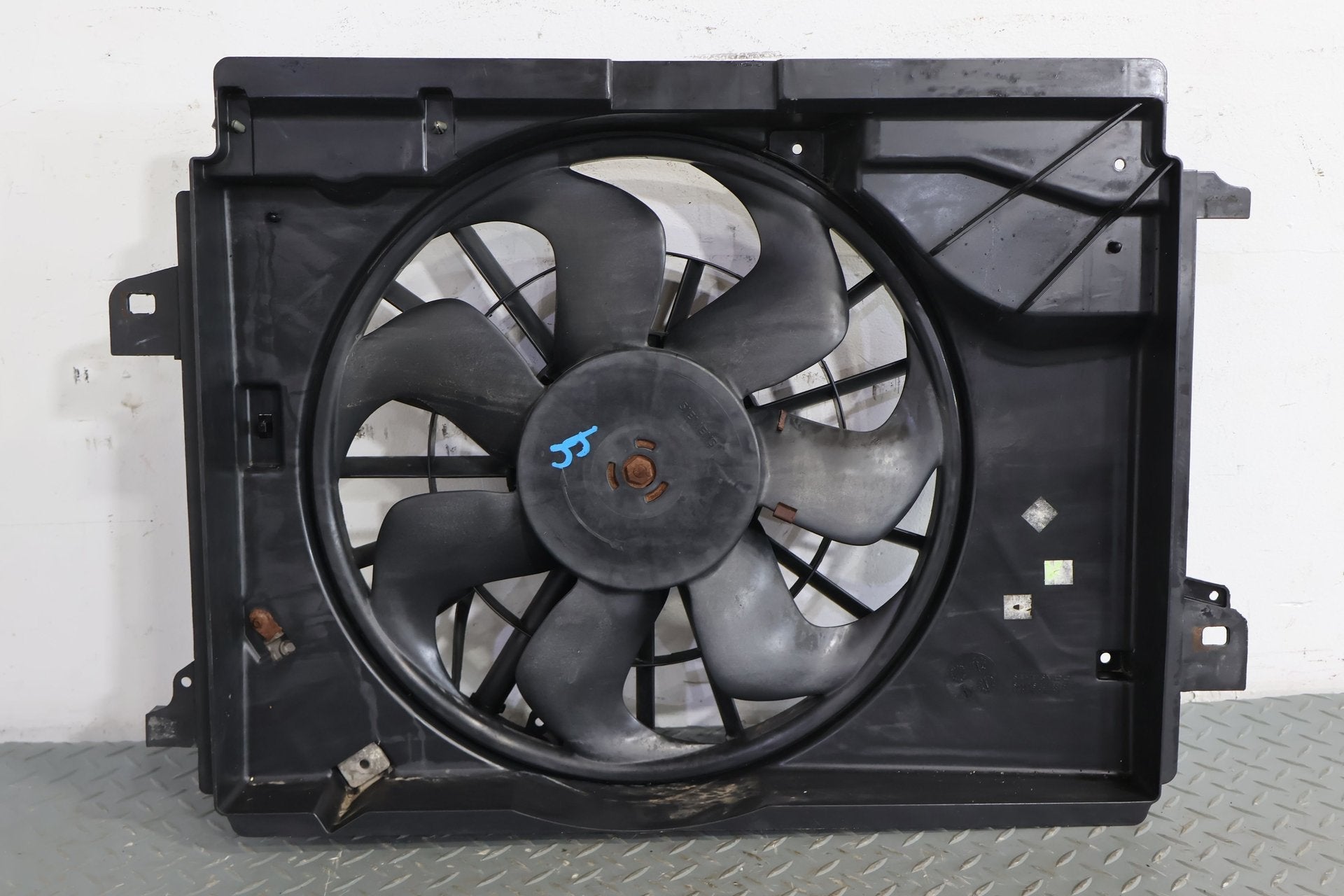 2005 Cadillac XLR- Radiator Fan Motor