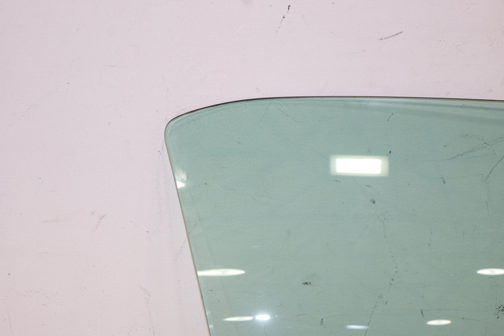 2005 Cadillac XLR- Right Front Door Window