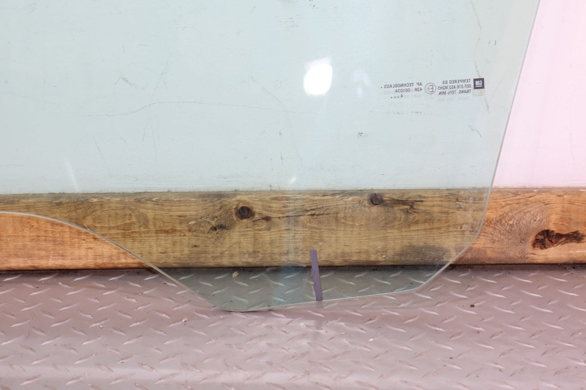 2005 Cadillac XLR- Right Front Door Window
