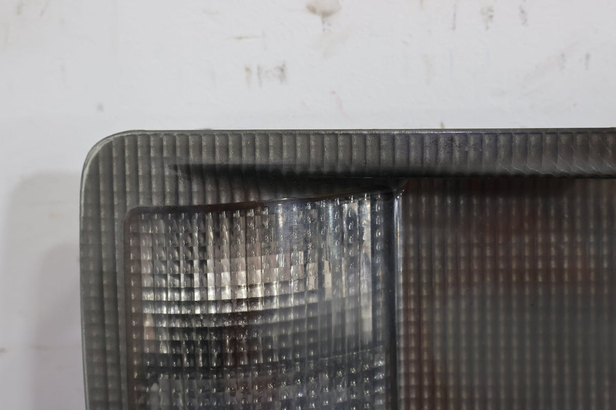 2005 Cadillac XLR- Tail Finish Panel