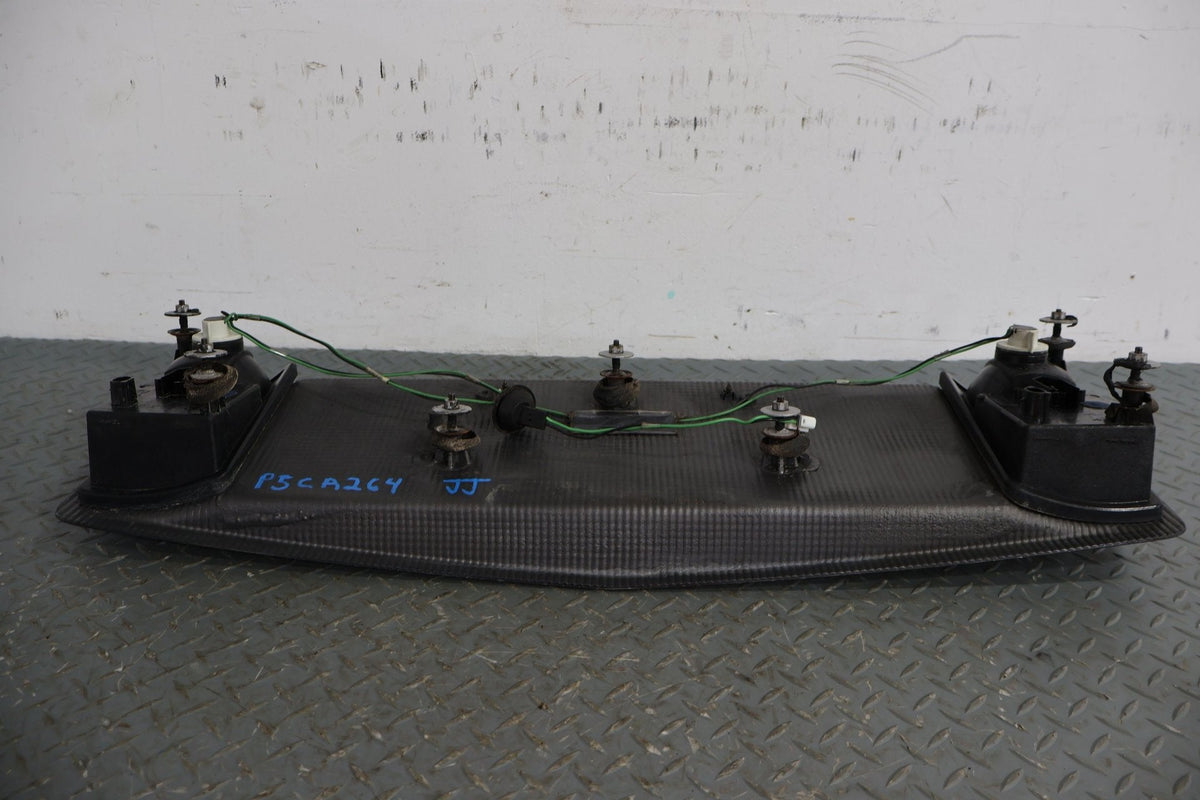 2005 Cadillac XLR- Tail Finish Panel