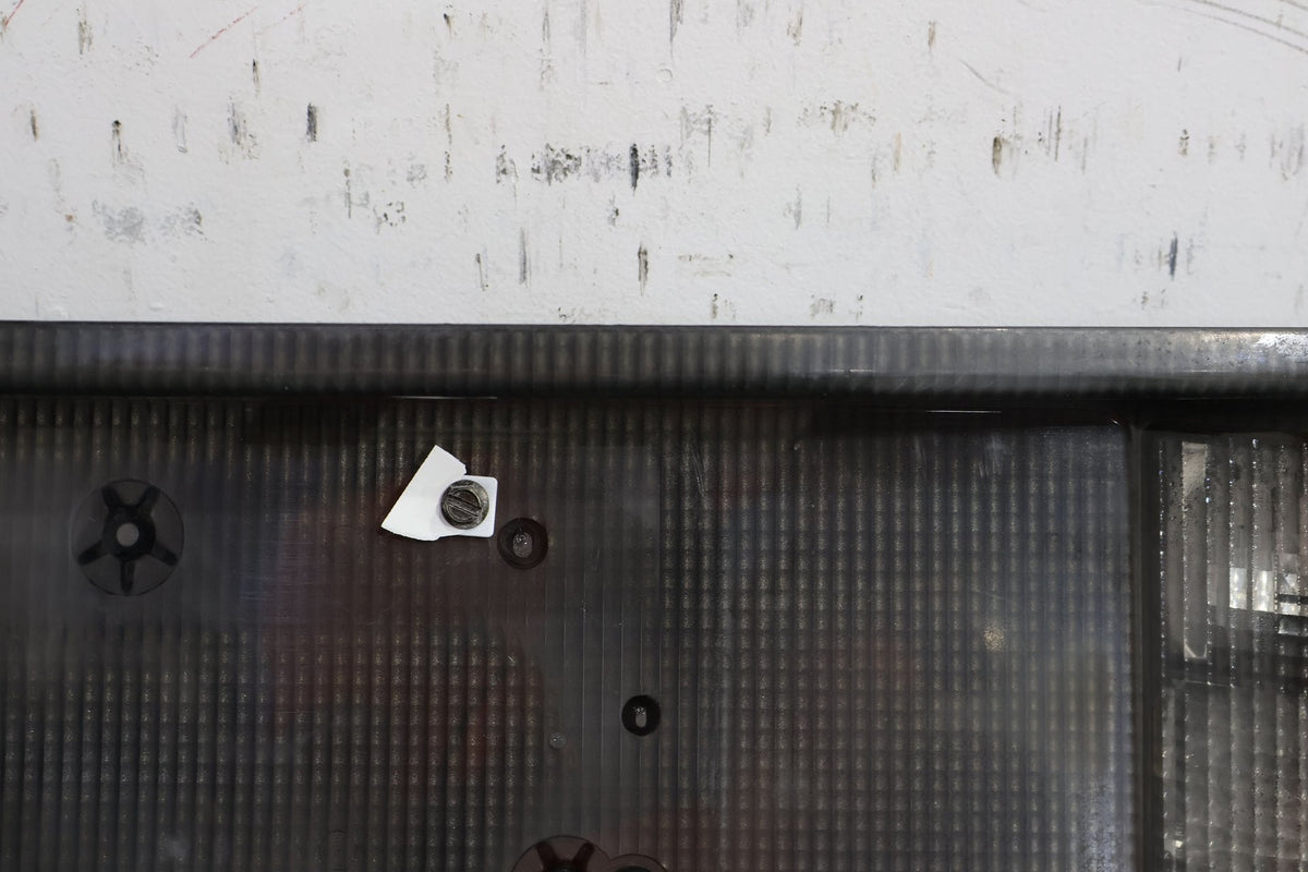 2005 Cadillac XLR- Tail Finish Panel