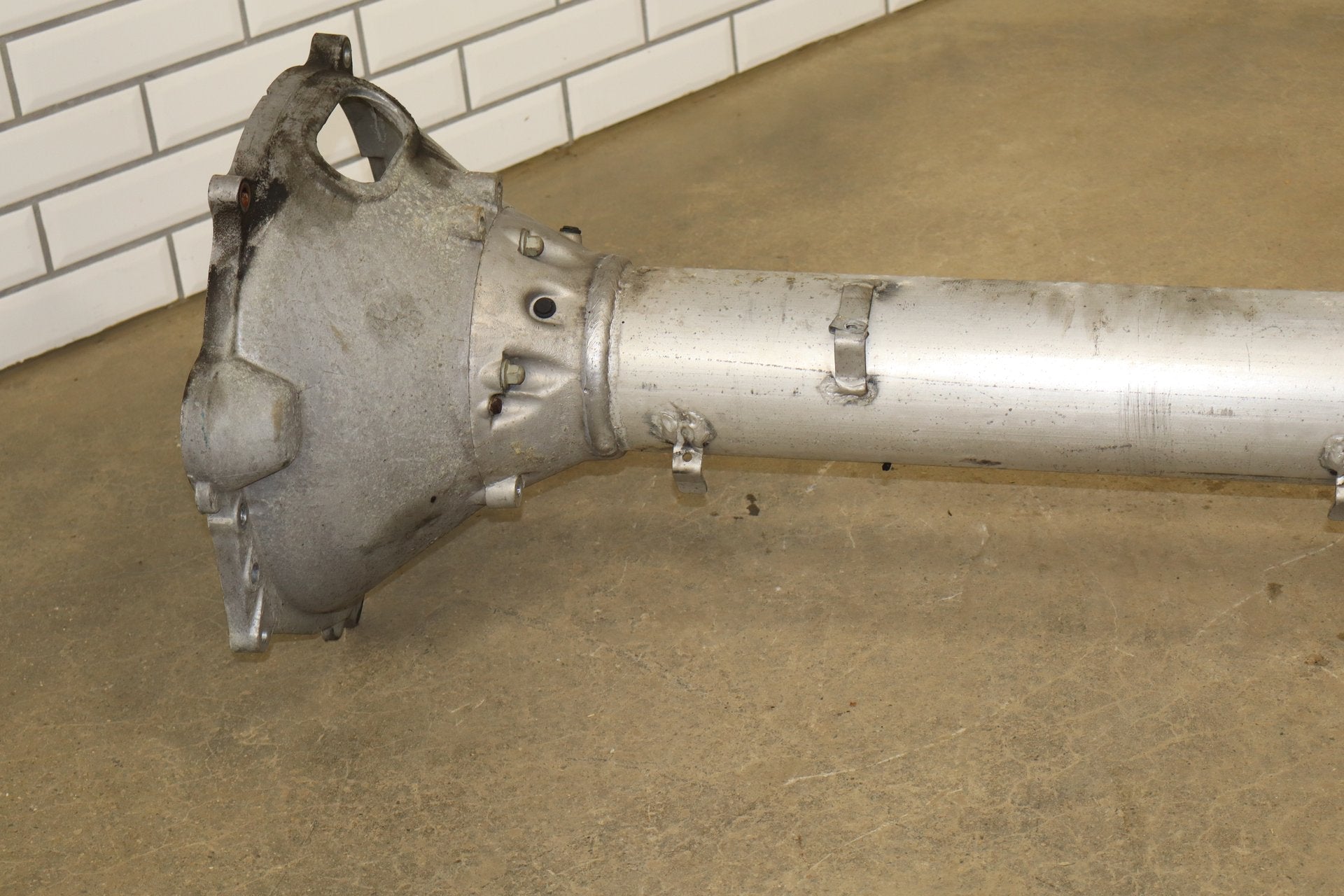 2005 Chevrolet Corvette C6 6.0L LS2 Automatic 4L65E Driveshaft Torque Tube