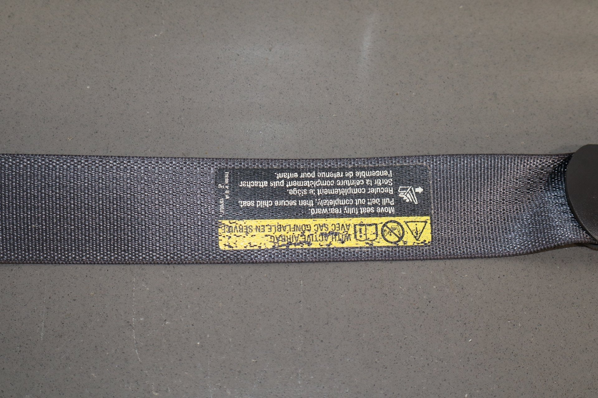 2005 Chevrolet Corvette C6 Coupe Passenger Seat Belt Retractor Black