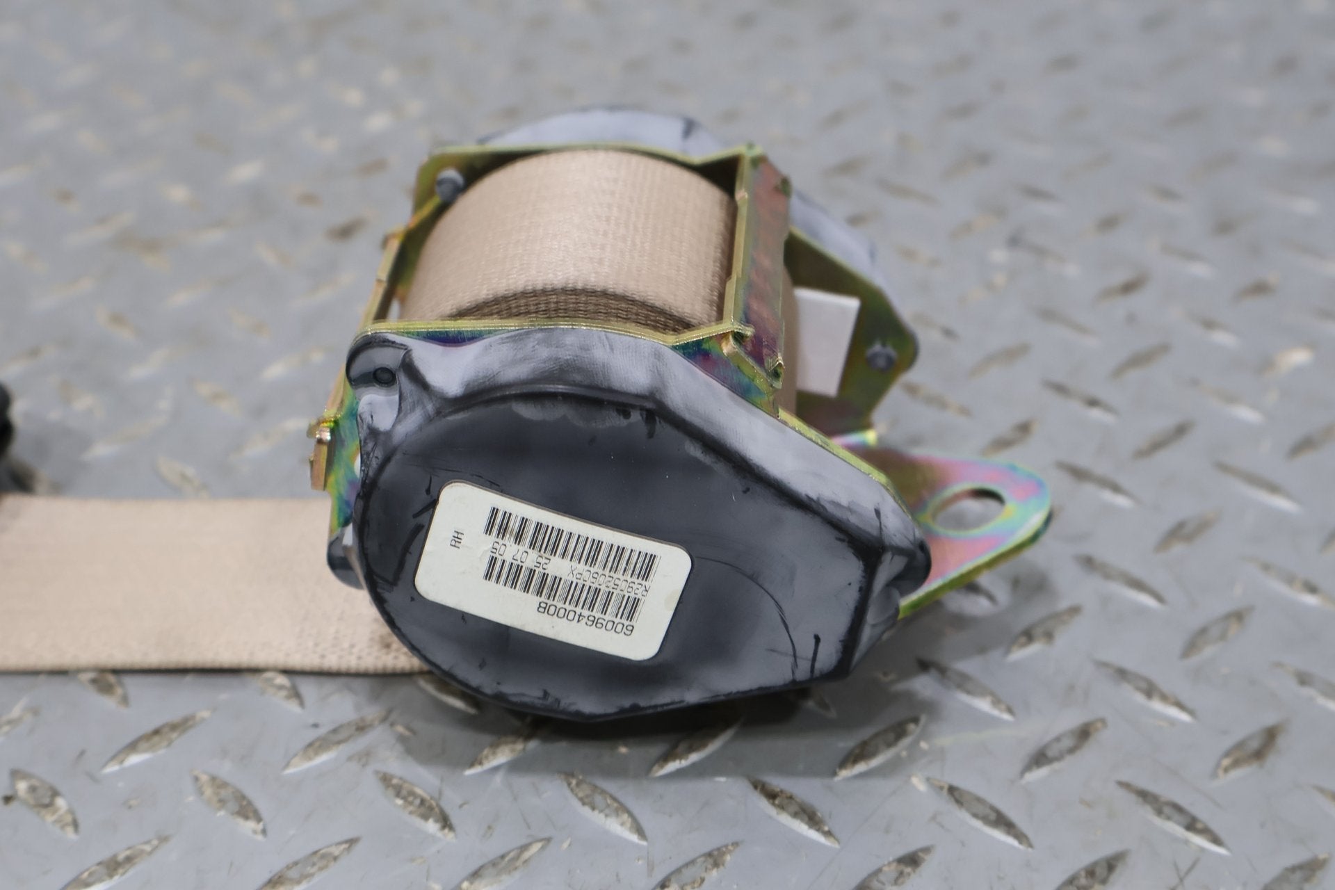 2005 Chevrolet Corvette- Front Seat Belt