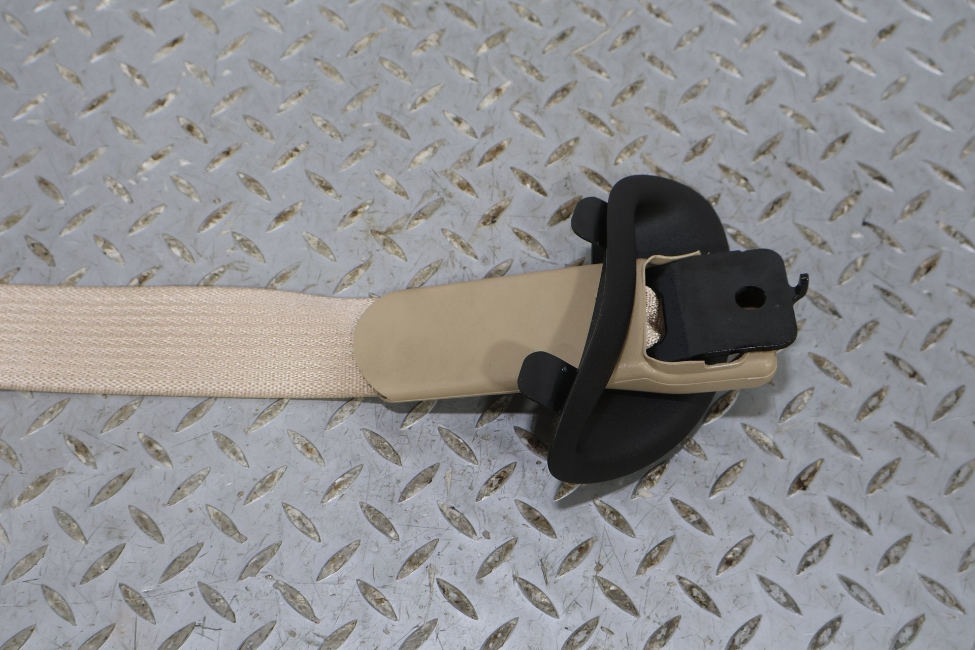 2005 Chevrolet Corvette- Front Seat Belt