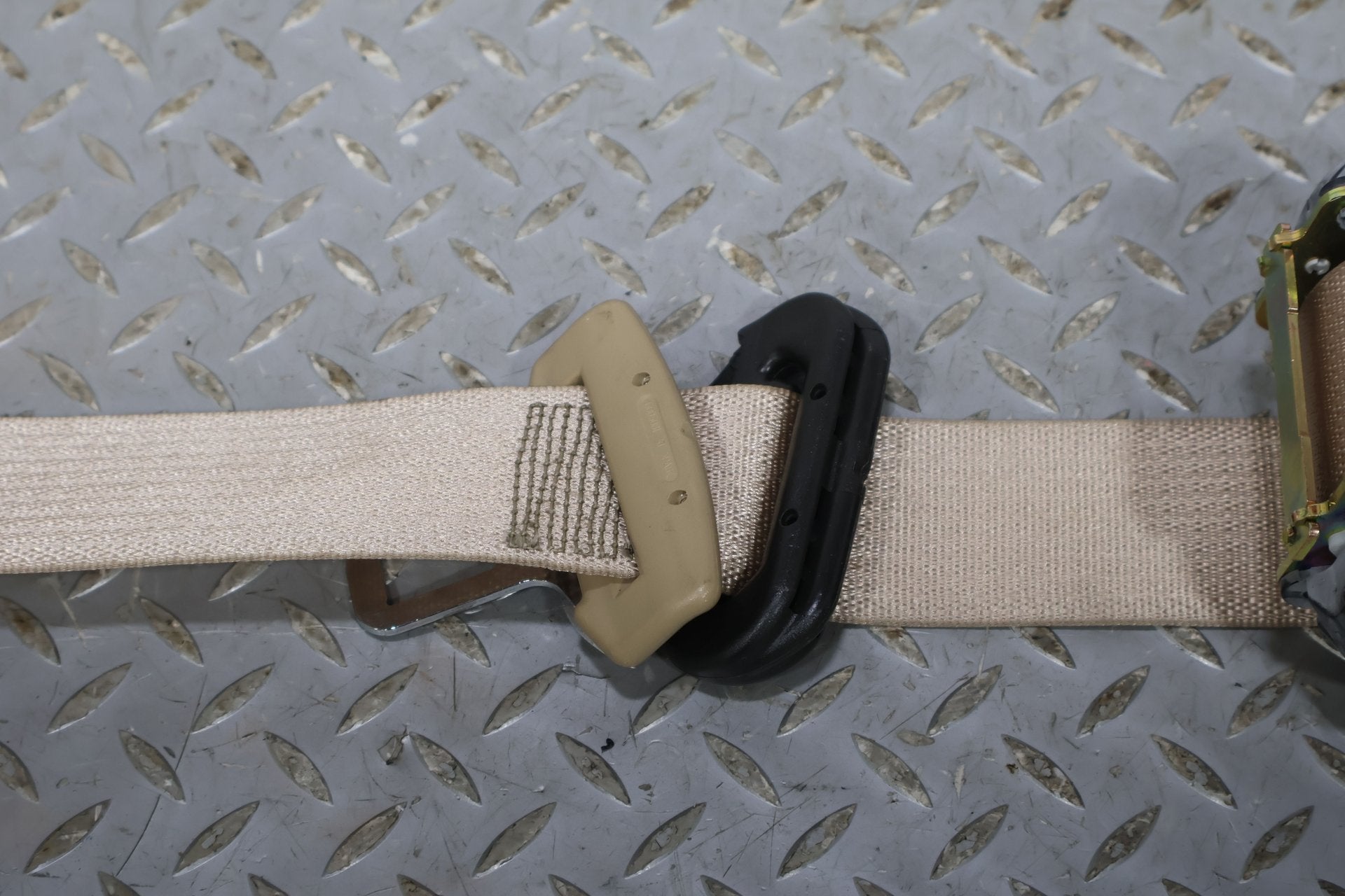 2005 Chevrolet Corvette- Front Seat Belt
