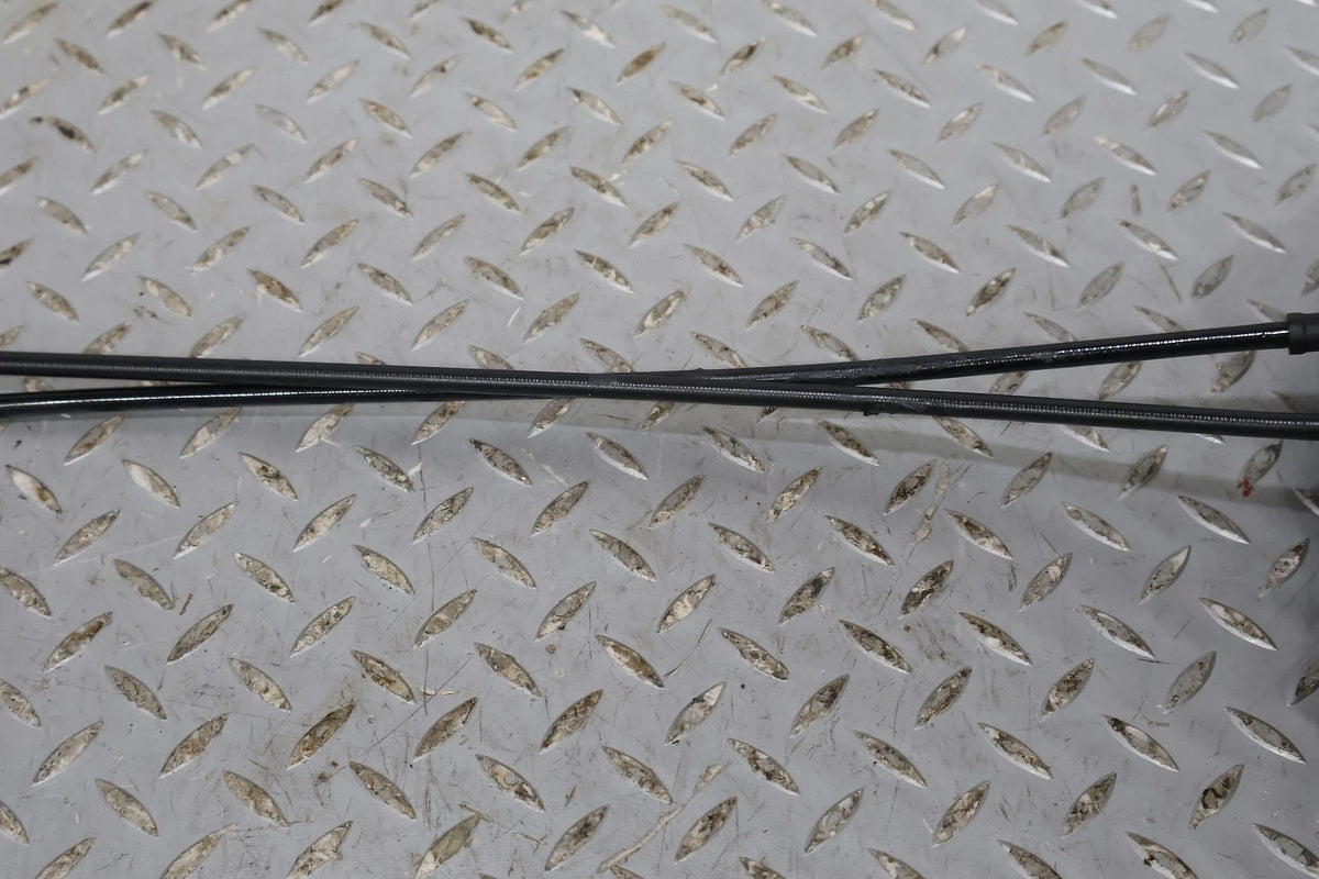 2005 Chevrolet Corvette- Left Front Door Latch