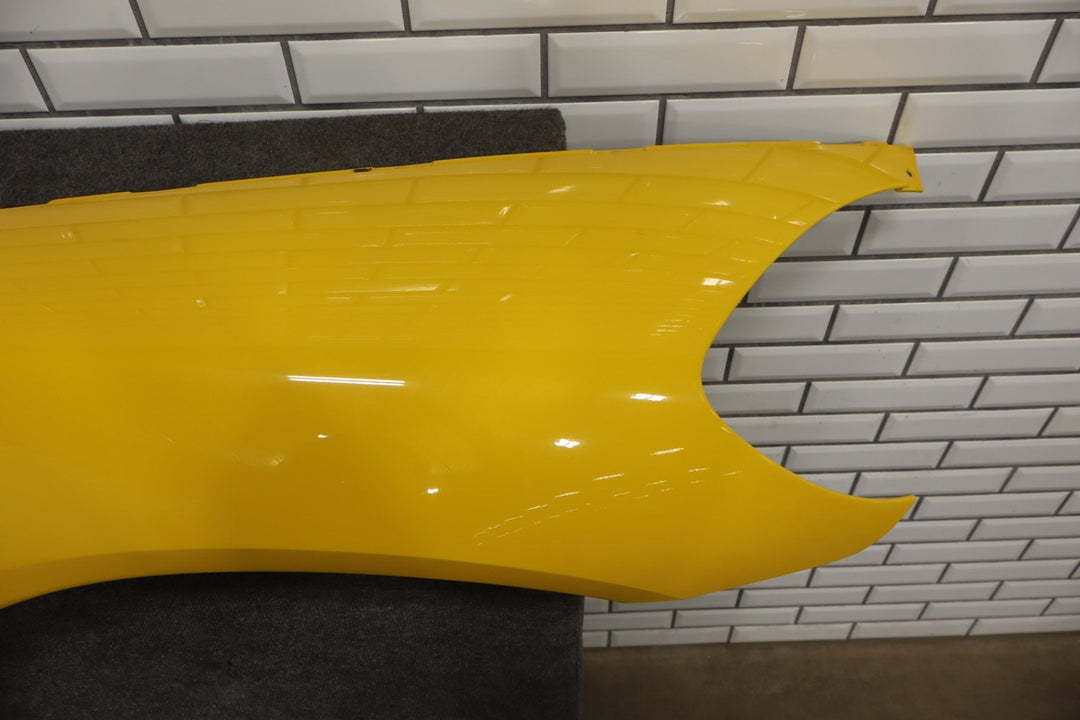 2005 Chevrolet Corvette Right Fender Base Millenium Yellow 79 25938078