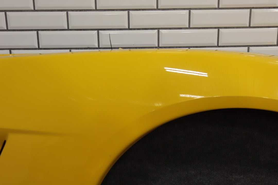 2005 Chevrolet Corvette Right Fender Base Millenium Yellow 79 25938078