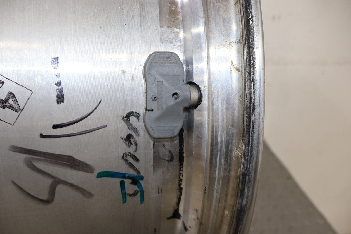 2005 Chevrolet Corvette- Wheel