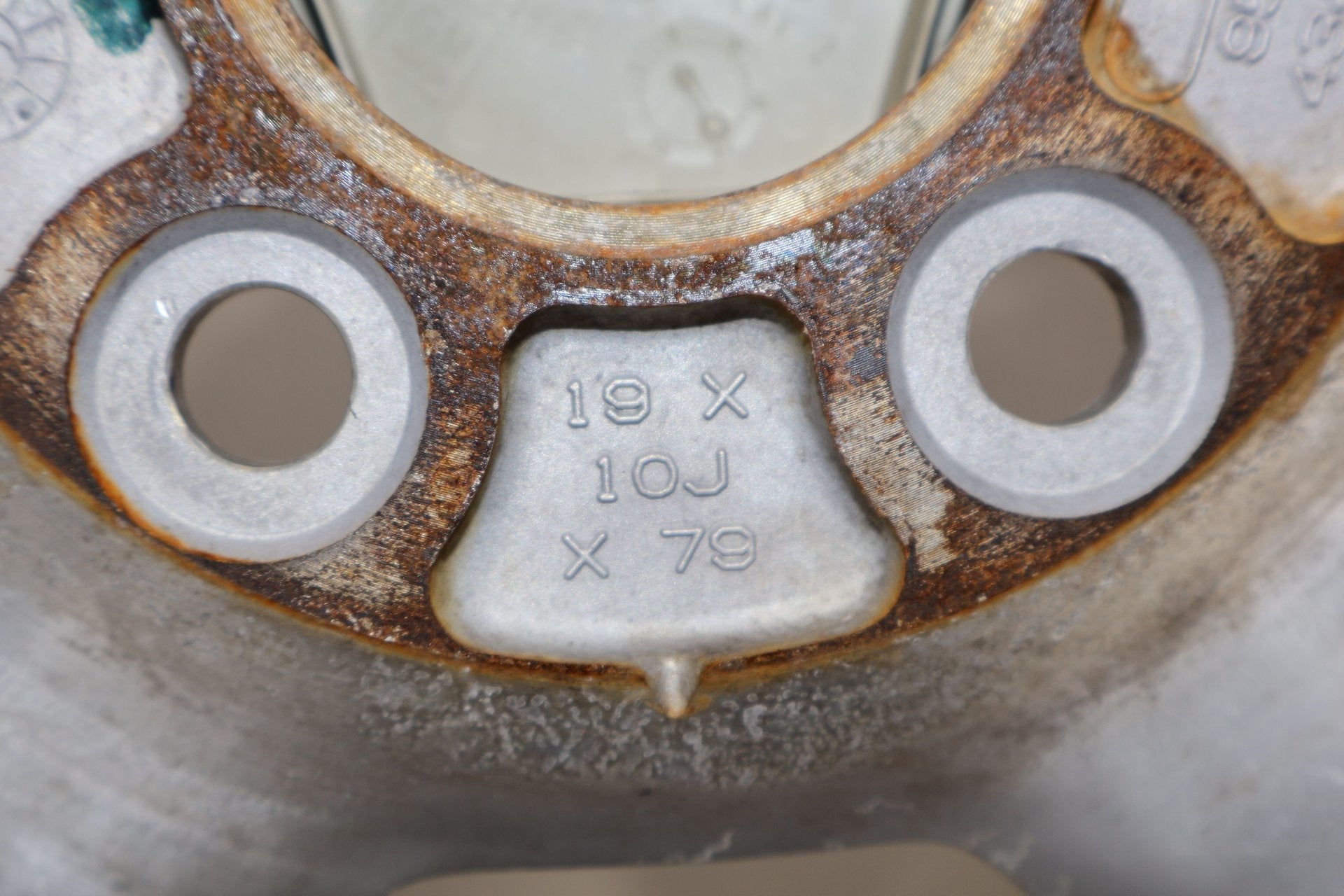 2005 Chevrolet Corvette- Wheel
