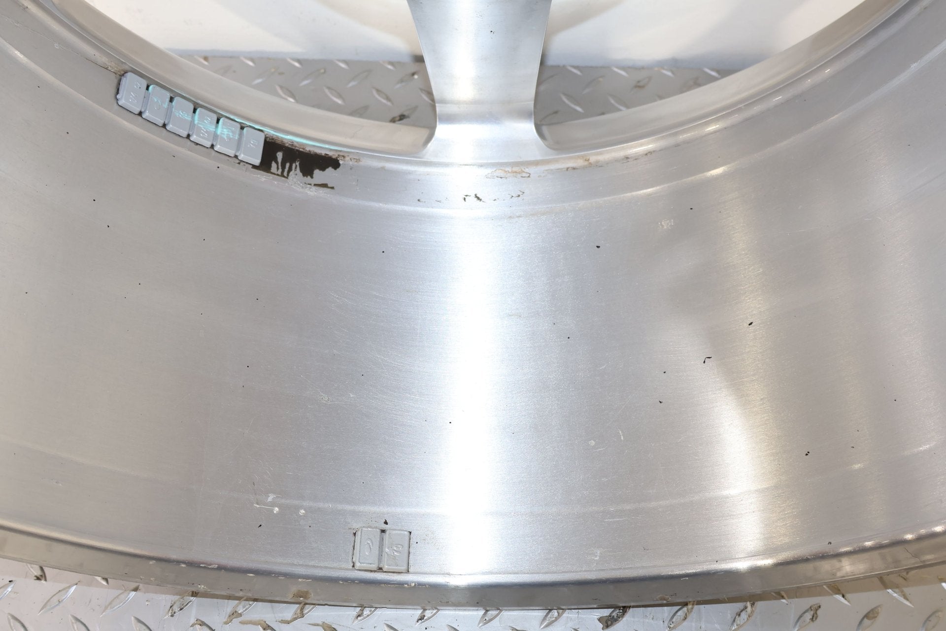 2005 Chevrolet Corvette- Wheel