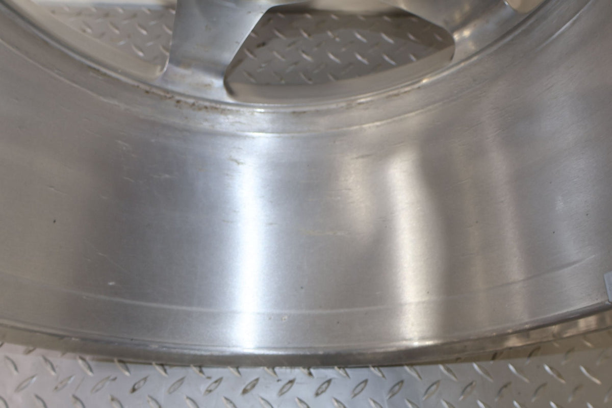 2005 Chevrolet Corvette- Wheel