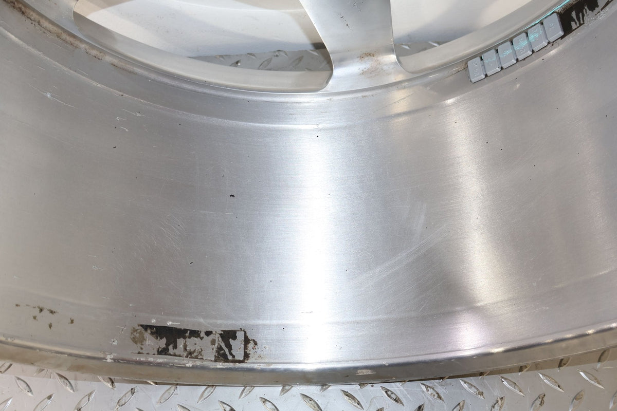2005 Chevrolet Corvette- Wheel
