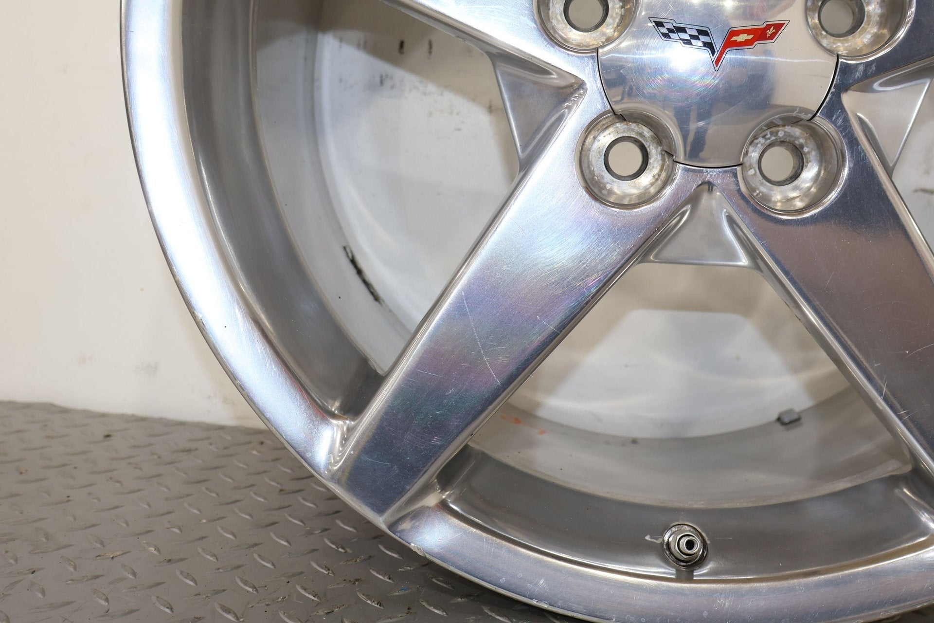2005 Chevrolet Corvette- Wheel