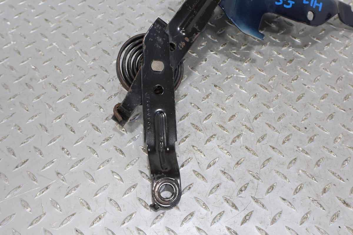 2005 Chevrolet Silverado 1500- Hood Hinge