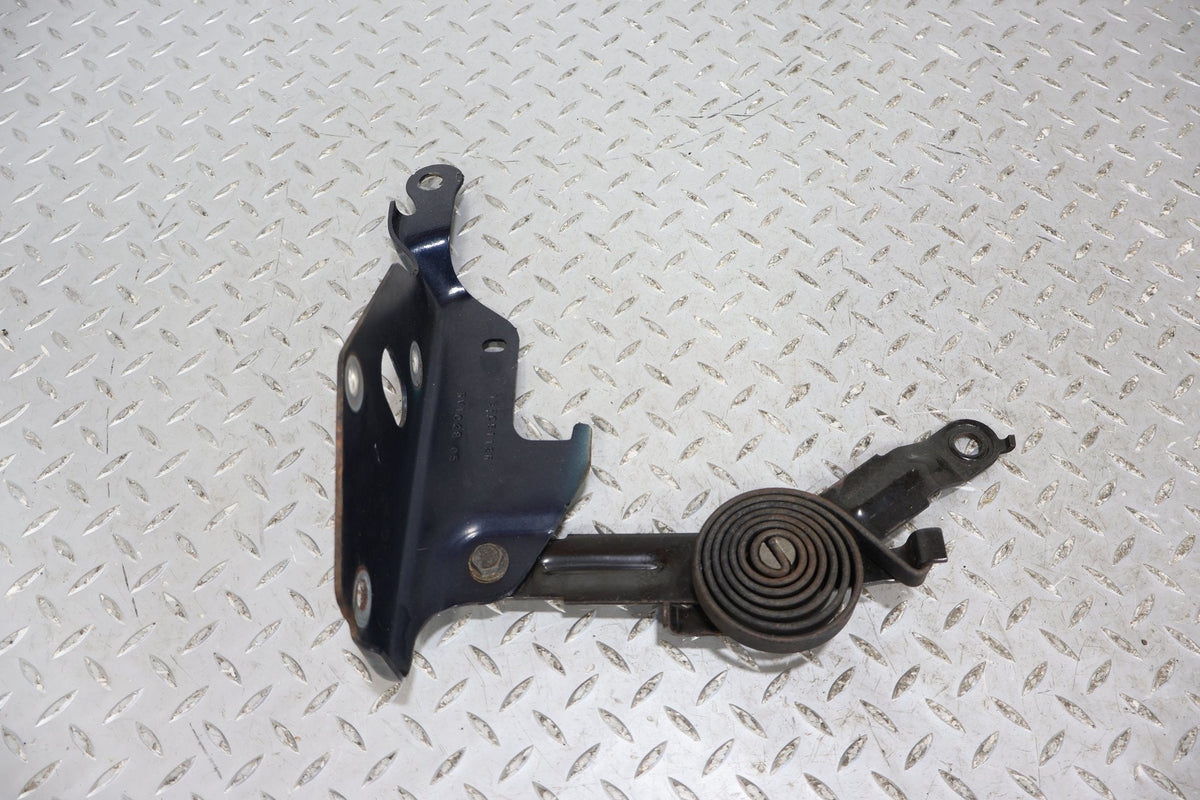 2005 Chevrolet Silverado 1500- Hood Hinge