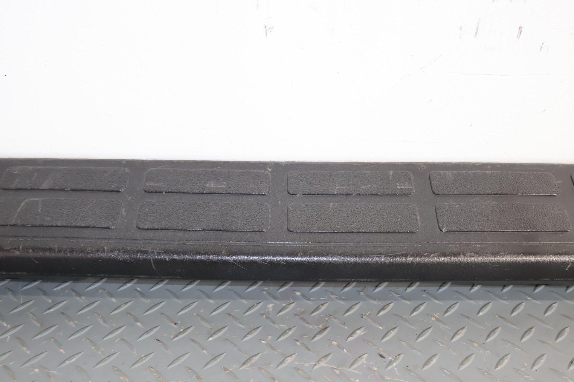 2005 Chevrolet Silverado 1500- Rear Spoiler