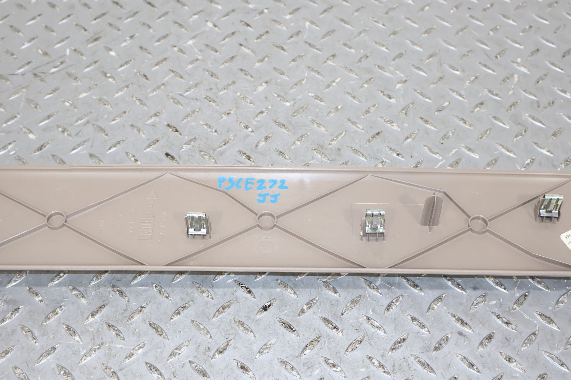 2005 Chevrolet Suburban 2500- Trim Panel