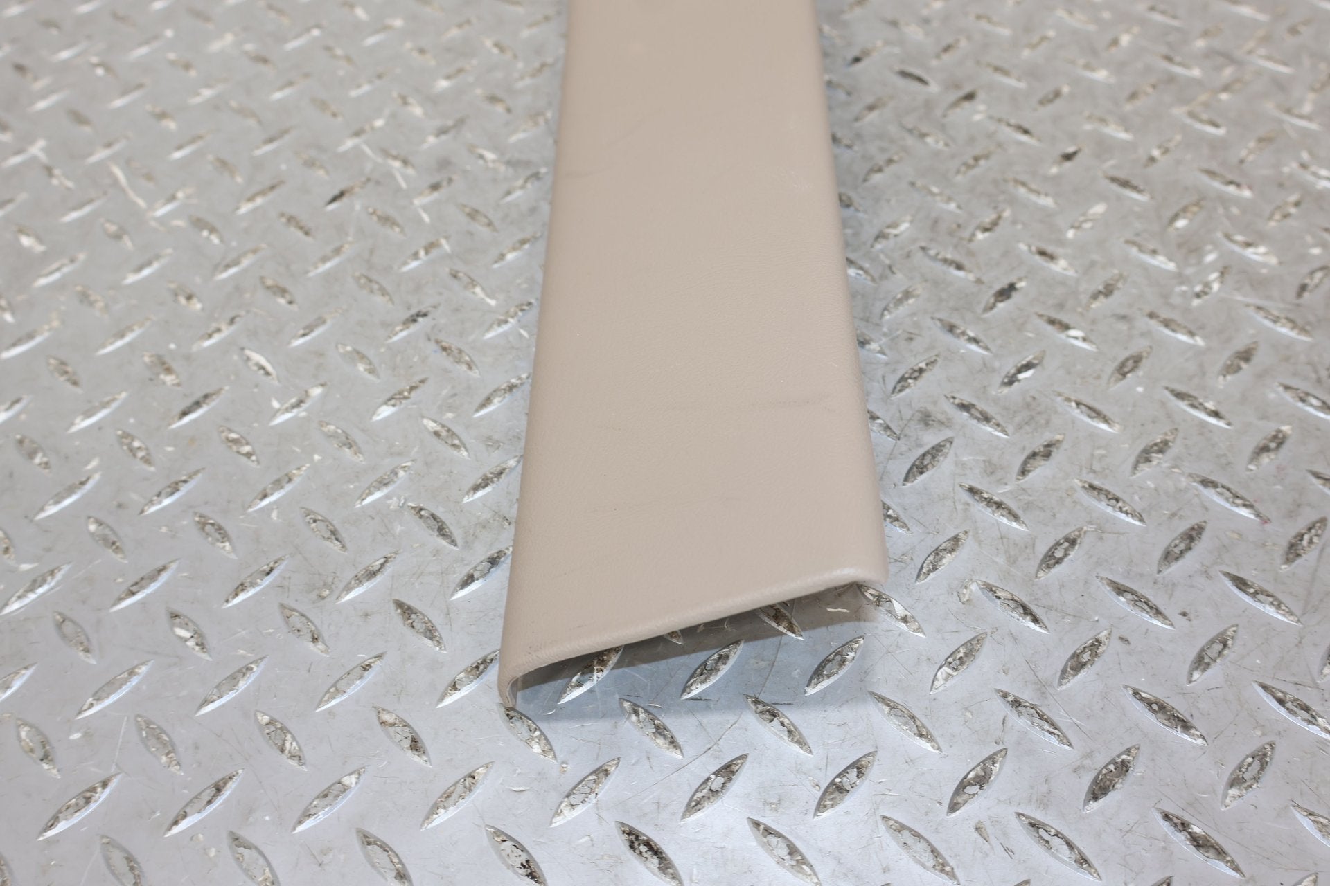 2005 Chevrolet Suburban 2500- Trim Panel