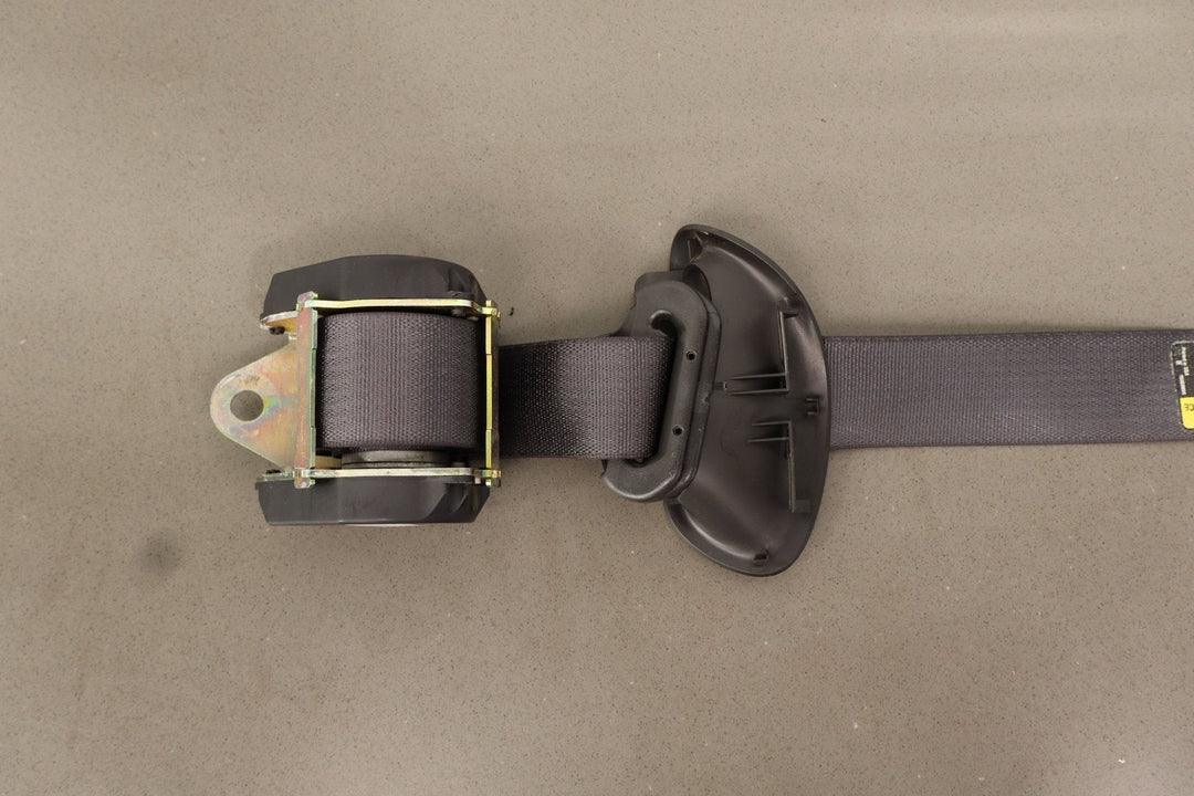 2005 Chevy C6 Corvette Coupe Right Passenger Seat Belt Retractor *Tested*