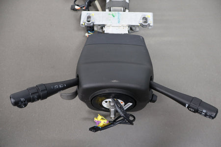 2005 Chevy Corvette C6 Automatic Steering Column Assembly w/ Telescopic Tilt