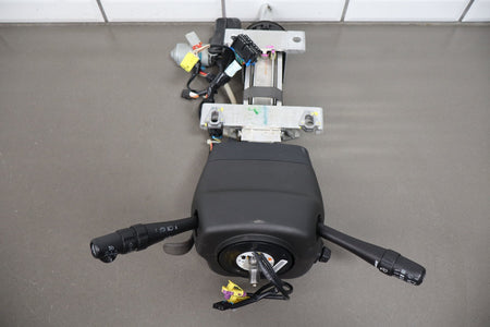 2005 Chevy Corvette C6 Automatic Steering Column Assembly w/ Telescopic Tilt