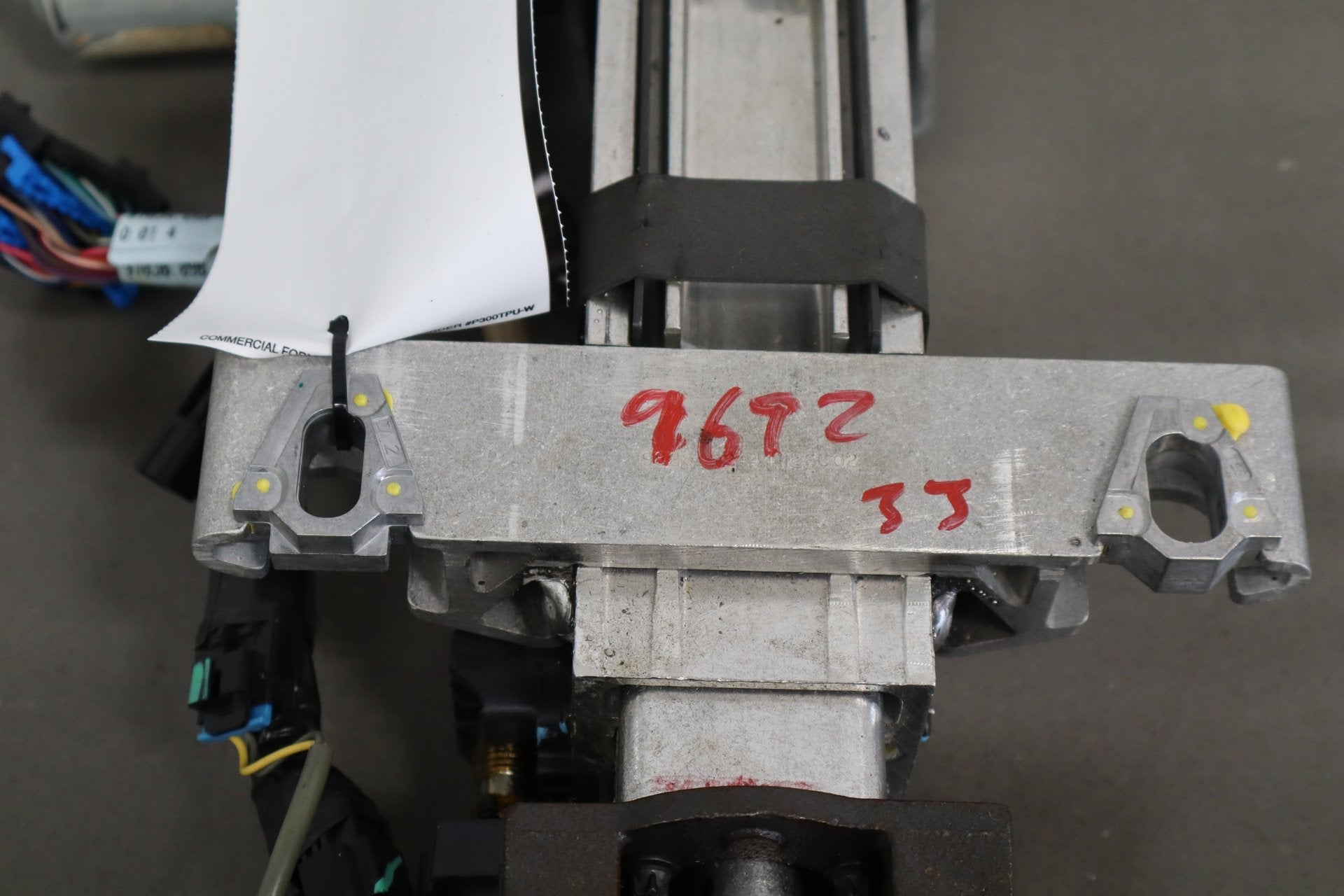 2005 Chevy Corvette C6 Automatic Steering Column Assembly w/ Telescopic Tilt