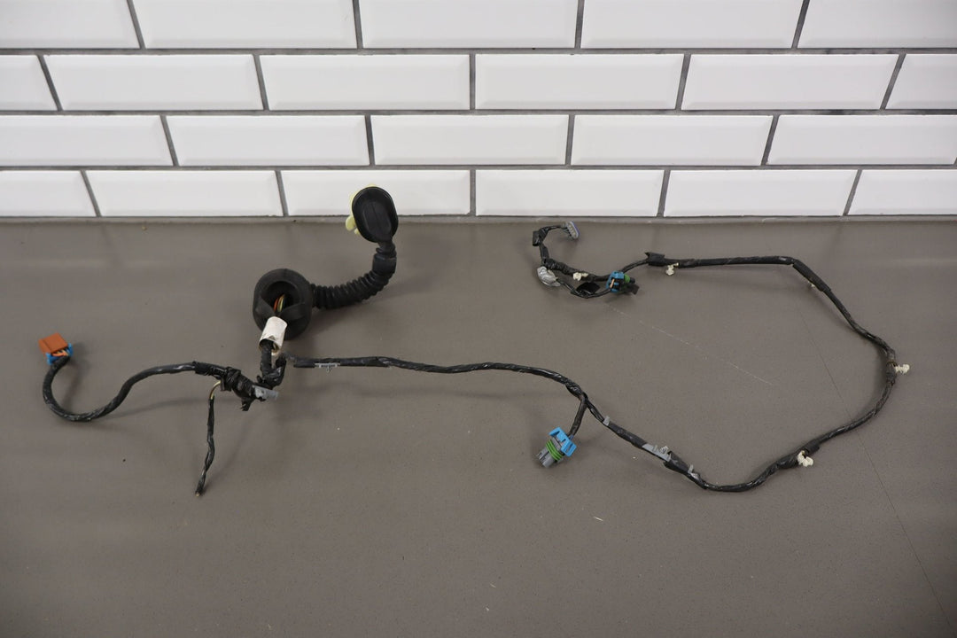 2005 Chevy Silverado GMT800 Left Rear Door Harness 10398020