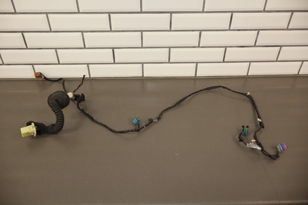 2005 Chevy Silverado GMT800 Left Rear Door Harness 10398020