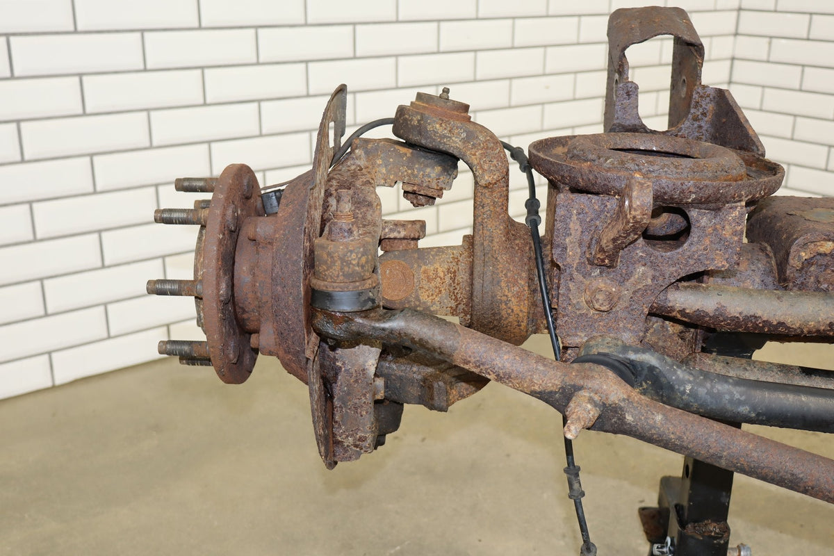 2005 Dodge Ram 2500 4WD Front Axle 3.73 05086716AA
