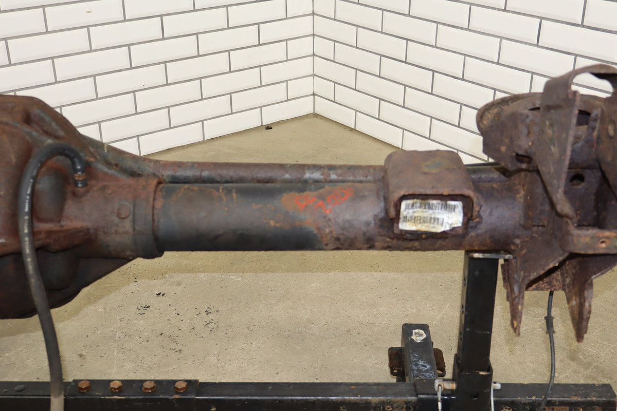 2005 Dodge Ram 2500 4WD Front Axle 3.73 05086716AA