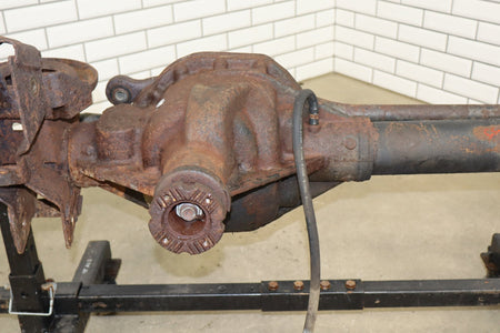 2005 Dodge Ram 2500 4WD Front Axle 3.73 05086716AA