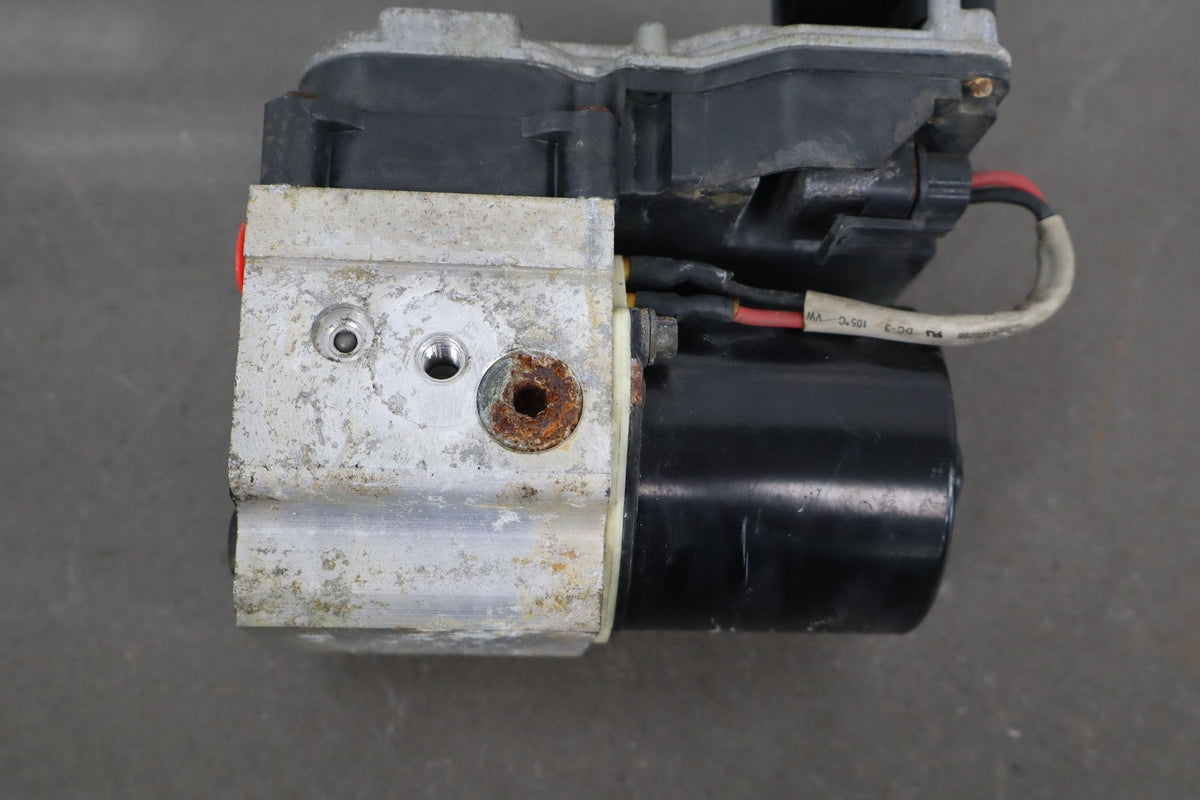 2005 Dodge Ram 2500 ABS Pump Module 52121408AD