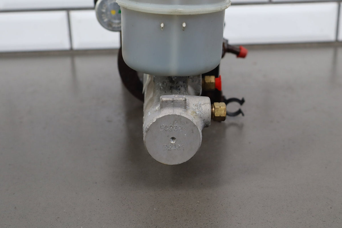 2005 Dodge Ram 2500 Hydroboost Booster w Master OEM