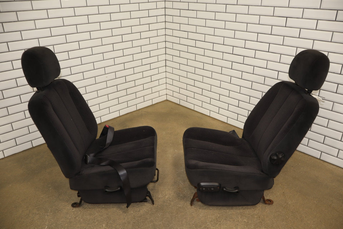 2005 Dodge Ram 2500 Quad Cab Cloth Seat Set Dark Slate DV