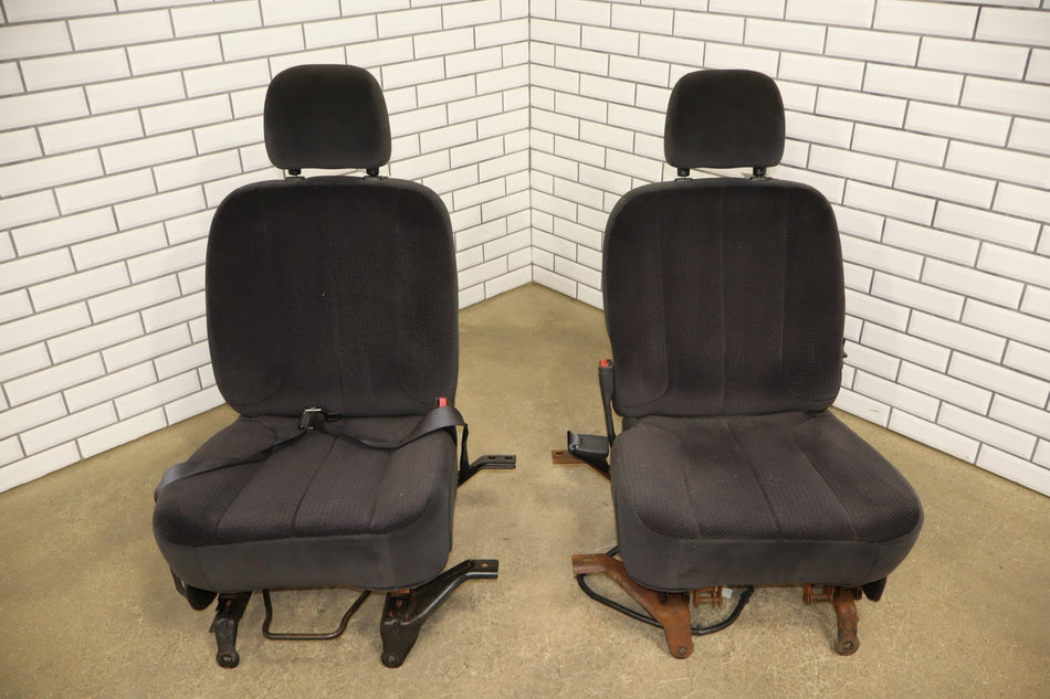 2005 Dodge Ram 2500 Quad Cab Cloth Seat Set Dark Slate DV