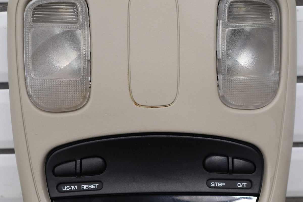 2005 Dodge Ram 2500 Roof Console 1AU40TL2AA