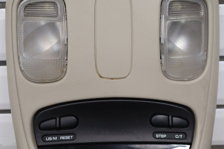 2005 Dodge Ram 2500 Roof Console 1AU40TL2AA