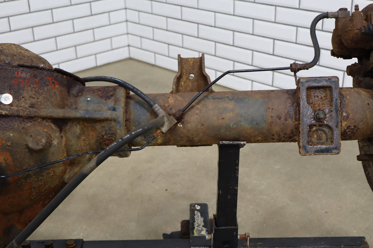 2005 Dodge Ram 2500 SRW 11.5 Rear Axle 05127628AA