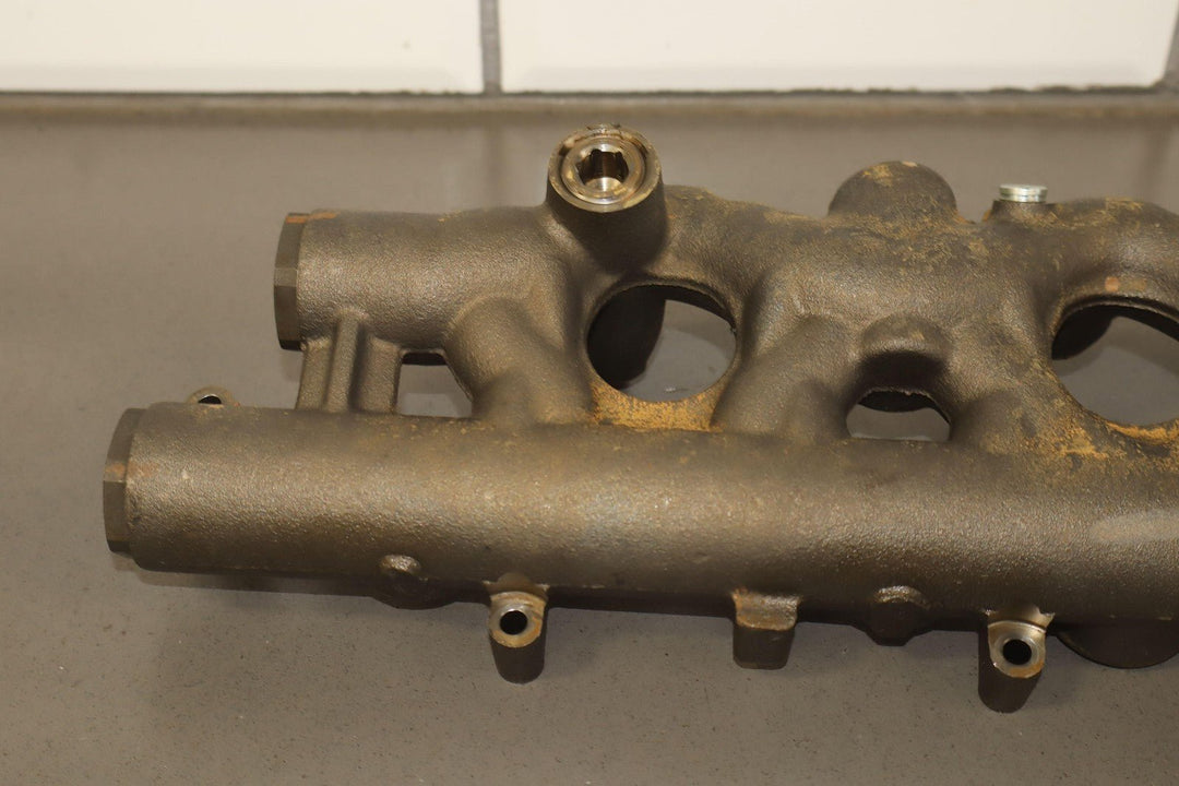 2005 Ford 6.0 Powerstroke Pair Left Right Fuel Injector Rails OEM