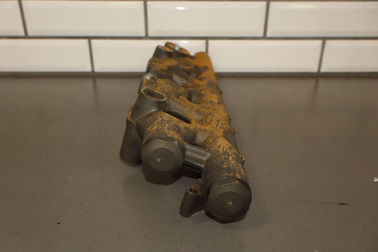 2005 Ford 6.0 Powerstroke Pair Left Right Fuel Injector Rails OEM