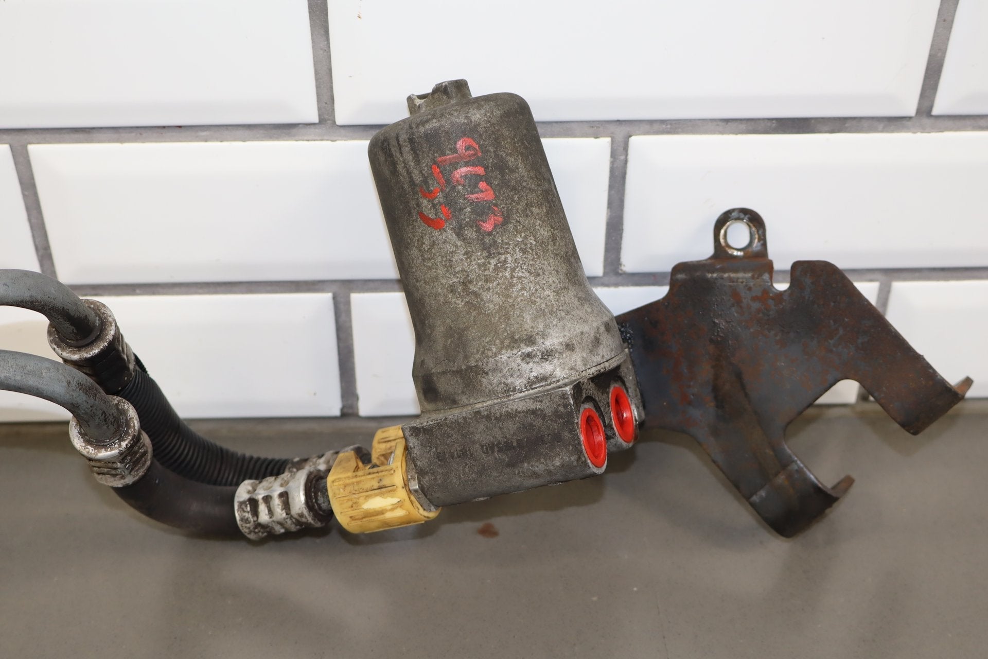 2005 Ford F-250 Super Duty 6.0LL Diesel Transmission Filter Housing