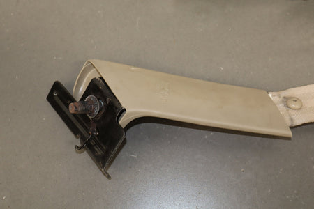2005 Ford F-250 Super Duty Crew Cab Right Rear Seat belt Pebble AQ
