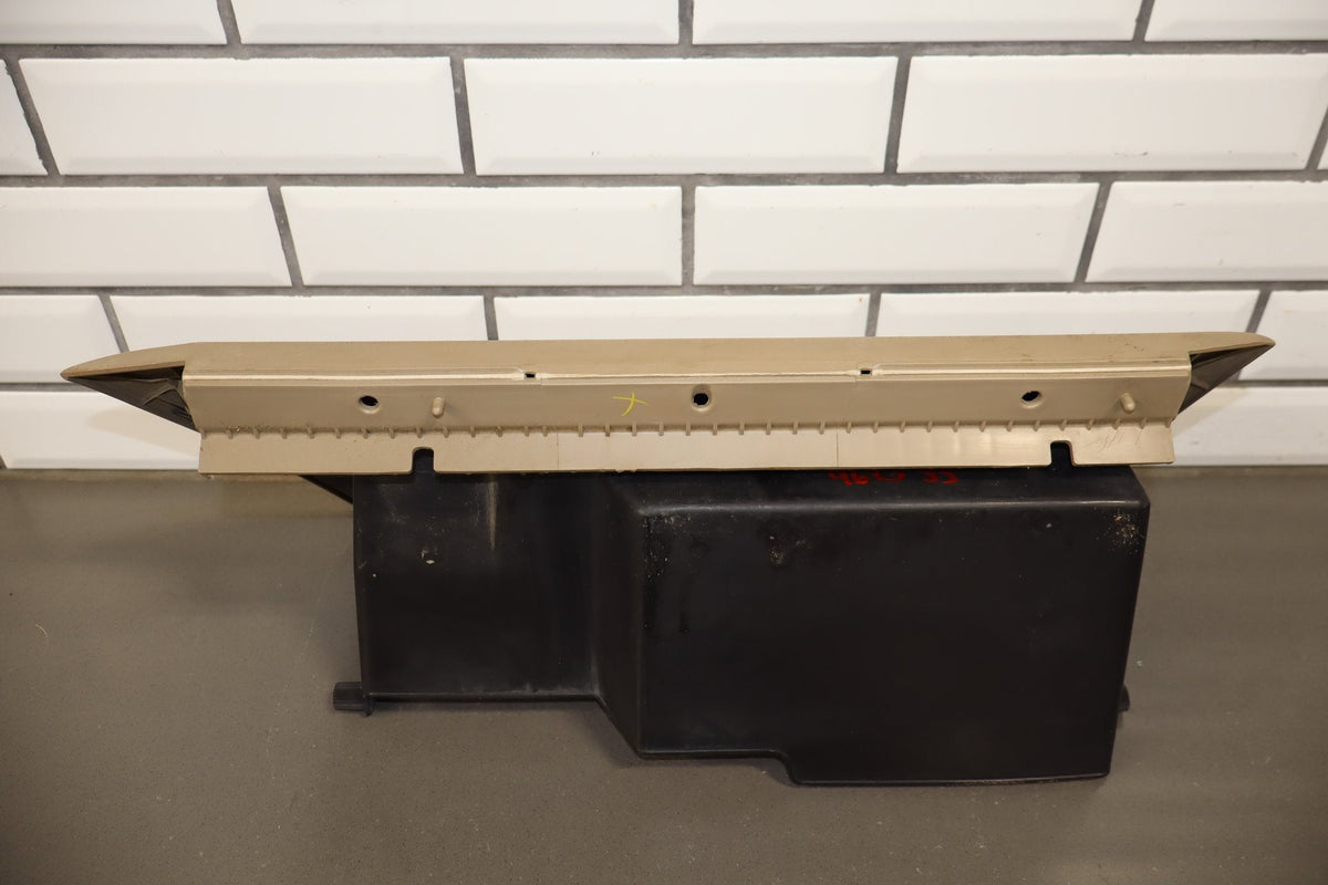 2005 Ford F-250 Super Duty Lariat Glove Box Pebble AQ