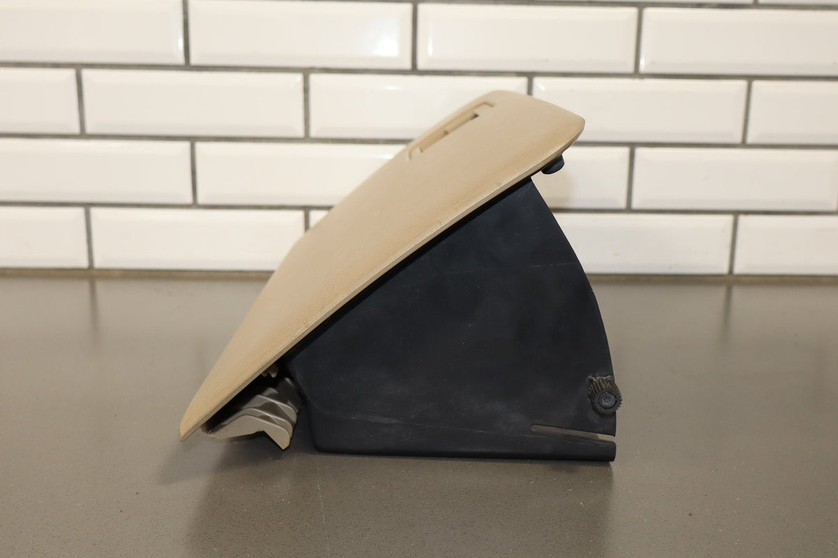 2005 Ford F-250 Super Duty Lariat Glove Box Pebble AQ