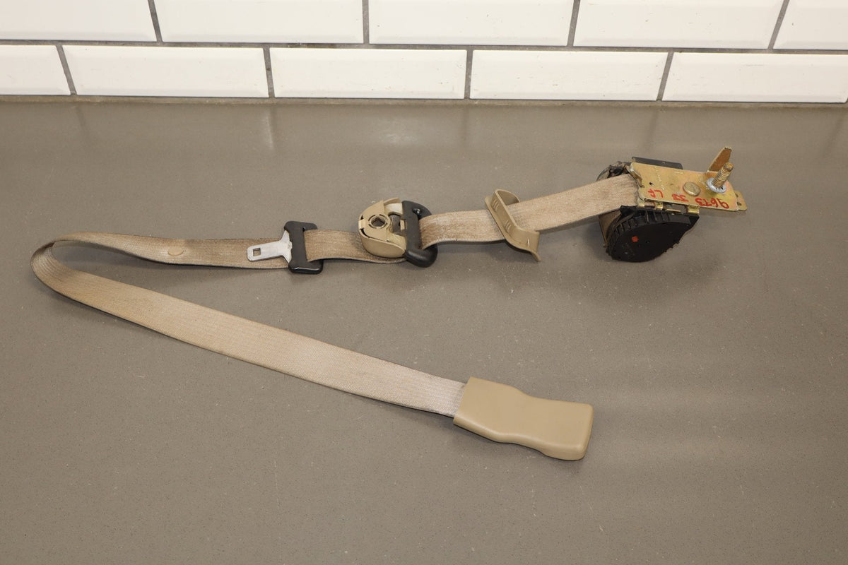 2005 Ford F-250 Super Duty Lariat Left Front Seat Belt Pebble AQ