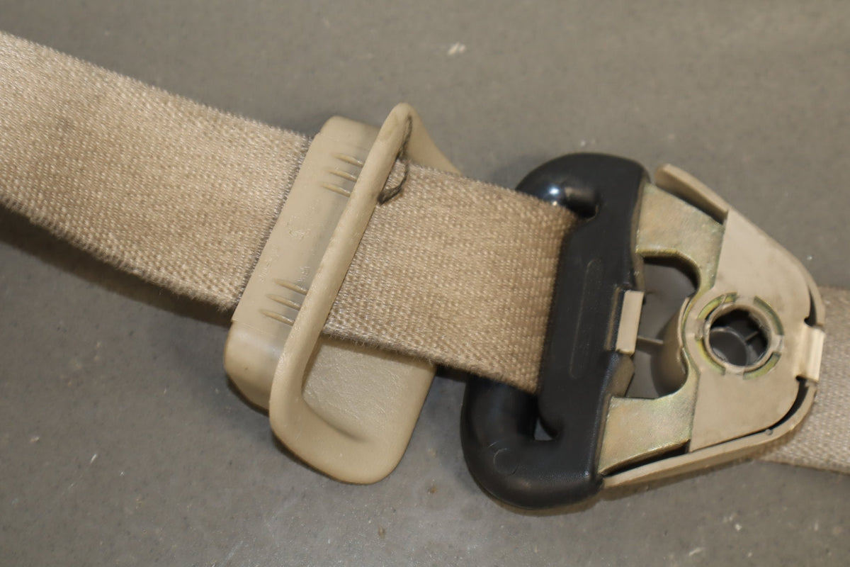 2005 Ford F-250 Super Duty Lariat Right Front Seat Belt Pebble AQ